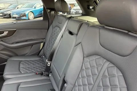 KT25WZS Audi Q7 SUV Vorsprung 50 TDI quattro 286 PS tiptronic Thumbnail #20