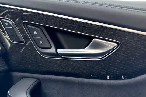 KT25WZS Audi Q7 SUV Vorsprung 50 TDI quattro 286 PS tiptronic Thumbnail #22
