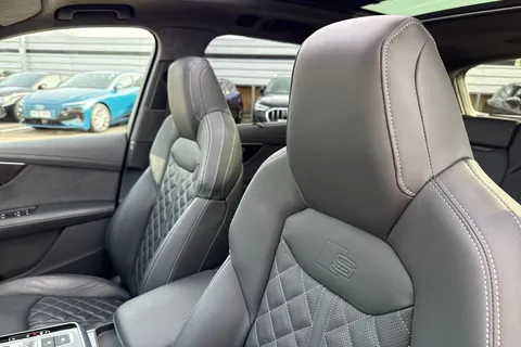 KT25WZS Audi Q7 SUV Vorsprung 50 TDI quattro 286 PS tiptronic Thumbnail #25