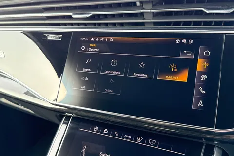 KT25WZS Audi Q7 SUV Vorsprung 50 TDI quattro 286 PS tiptronic Thumbnail #41