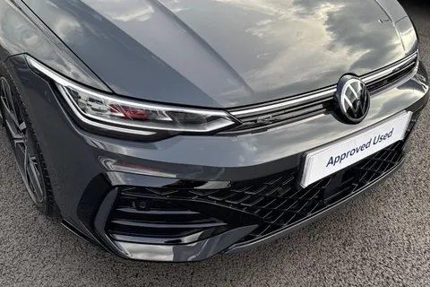 MJ75YJW Volkswagen Golf 1.5 eTSI 150 R-Line 5dr DSG **18' LEEDS + PAN ROOF** Thumbnail #9