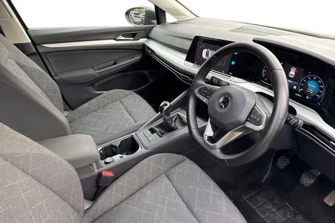 14 of 43 for Volkswagen Golf 1.5 TSI Life 5dr | App Connect | ACC