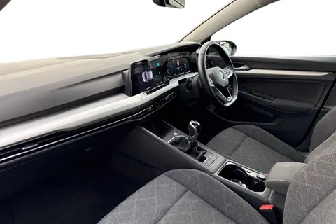 15 of 43 for Volkswagen Golf 1.5 TSI Life 5dr | App Connect | ACC