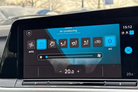 22 of 43 for Volkswagen Golf 1.5 TSI Life 5dr | App Connect | ACC