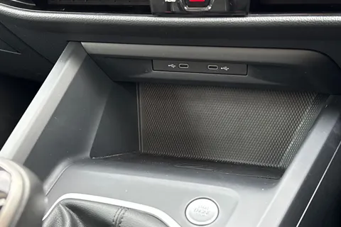 33 of 43 for Volkswagen Golf 1.5 TSI Life 5dr | App Connect | ACC