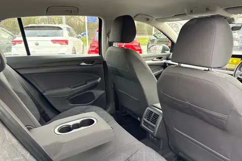 34 of 43 for Volkswagen Golf 1.5 TSI Life 5dr | App Connect | ACC