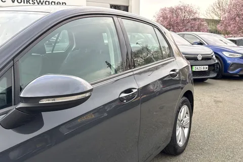 37 of 43 for Volkswagen Golf 1.5 TSI Life 5dr | App Connect | ACC