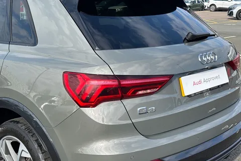 DP22TKO Audi Q3 Black Edition 40 TFSI quattro 190 PS S tronic Thumbnail #8