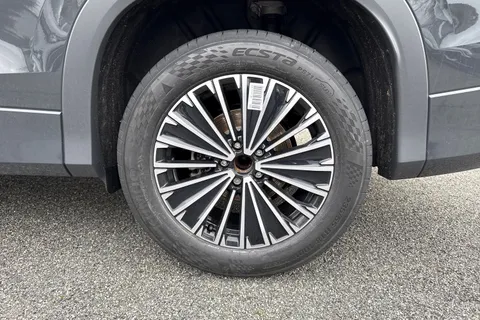  Volkswagen Tayron 1.5 eTSI MHEV Life DSG Euro 6 (s/s) 5dr Thumbnail #10