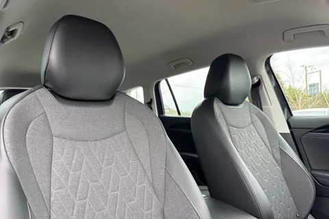  Volkswagen Tayron 1.5 eTSI MHEV Life DSG Euro 6 (s/s) 5dr Thumbnail #23