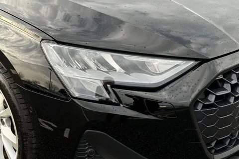 RV25PFU Audi A3 Sport 40 TFSI e 204 PS S tronic Thumbnail #9