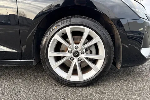 RV25PFU Audi A3 Sport 40 TFSI e 204 PS S tronic Thumbnail #10