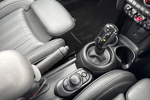 23 of 67 for Mini Cooper Exclusive Auto 1.5 Cooper Exclusive Steptronic Euro 6 (s/s) 2dr