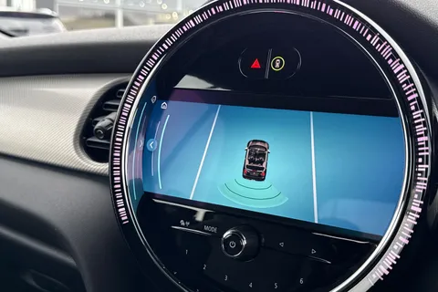 49 of 67 for Mini Cooper Exclusive Auto 1.5 Cooper Exclusive Steptronic Euro 6 (s/s) 2dr