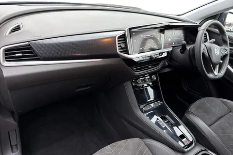 YW24HSE Vauxhall Grandland 1.2 Ultimate e-DCT Euro 6 (s/s) 5dr Thumbnail #16