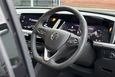 YW24HSE Vauxhall Grandland 1.2 Ultimate e-DCT Euro 6 (s/s) 5dr Thumbnail #31