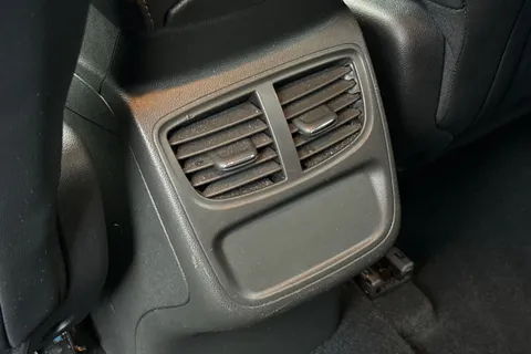 YW24HSE Vauxhall Grandland 1.2 Ultimate e-DCT Euro 6 (s/s) 5dr Thumbnail #34