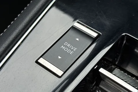 YW24HSE Vauxhall Grandland 1.2 Ultimate e-DCT Euro 6 (s/s) 5dr Thumbnail #46