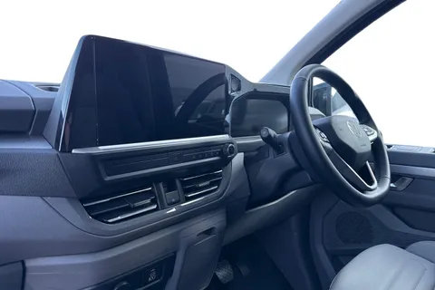 DG26CHD Volkswagen Transporter T32 Leighton Kombi Conversion Pro LWB 170 PS 2.0 TDI 8sp Automatic Thumbnail #15