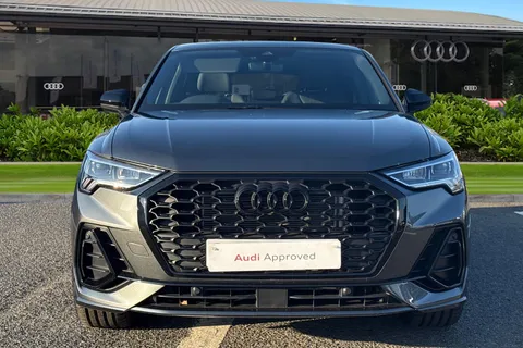 LS75XKH Audi Q3 Black Edition 35 TFSI  150 PS S tronic Thumbnail #6