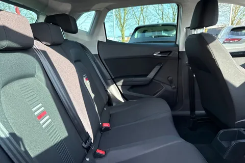 37 of 66 for SEAT Ibiza 1.5 TSI EVO FR Euro 6 (s/s) 5dr