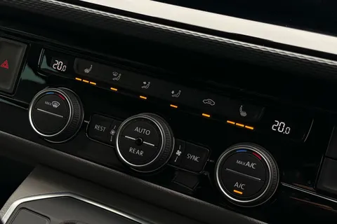 PJ72ATN Volkswagen California 2.0 TDI Ocean 4dr DSG Thumbnail #23