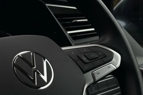 PJ72ATN Volkswagen California 2.0 TDI Ocean 4dr DSG Thumbnail #56