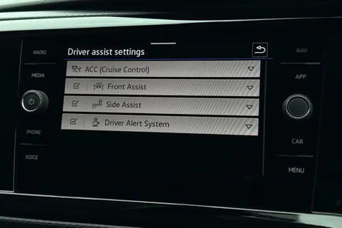 PJ72ATN Volkswagen California 2.0 TDI Ocean 4dr DSG Thumbnail #60