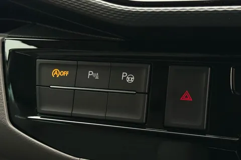 PJ72ATN Volkswagen California 2.0 TDI Ocean 4dr DSG Thumbnail #61