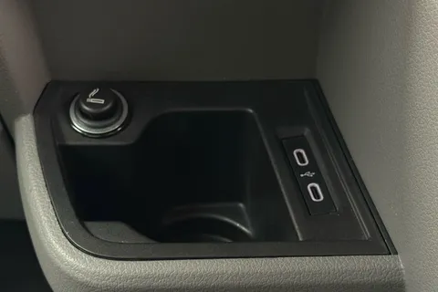 PJ72ATN Volkswagen California 2.0 TDI Ocean 4dr DSG Thumbnail #62