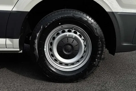 BV75ODP Volkswagen Crafter 2.0 TDI 163PS Commerce Plus High Roof Thumbnail #6