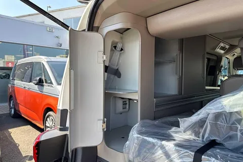 44 of 65 for Volkswagen California 1.5 eHybrid 245ps 4Motion DSG