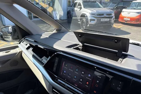 56 of 65 for Volkswagen California 1.5 eHybrid 245ps 4Motion DSG