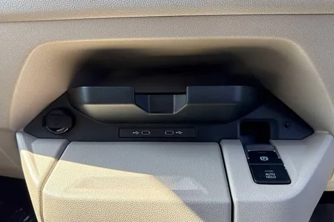 57 of 65 for Volkswagen California 1.5 eHybrid 245ps 4Motion DSG