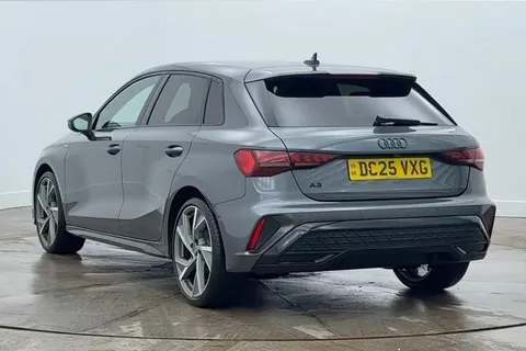 DC25VXG Audi A3 Black Edition 35 TFSI  150 PS S tronic Thumbnail #3