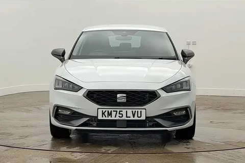 KM75LVU SEAT Leon 1.5 e-Hybrid FR 5dr DSG [DAP] ** DELIVERY MILEAGE | VAT QUALIFYING** Thumbnail #7
