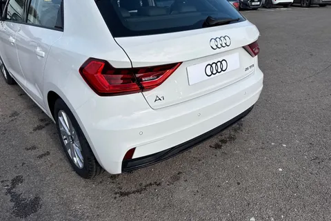  Audi A1 1.0 TFSI 25 Sport Sportback Euro 6 (s/s) 5dr Thumbnail #8