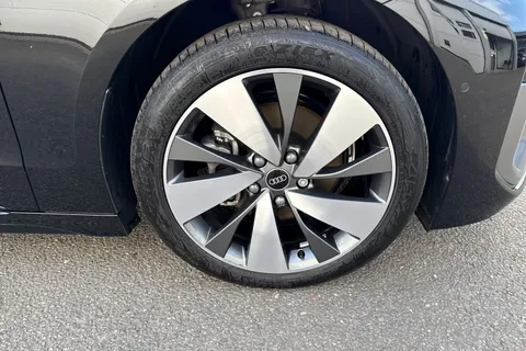 KO25XYU Audi A6 E-Tron Avant Avant S line e-tron  210,00 kW Thumbnail #11