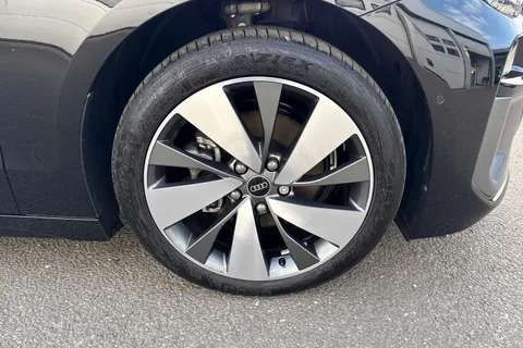 KO25XYU Audi A6 E-Tron Avant Avant S line e-tron  210,00 kW Thumbnail #13