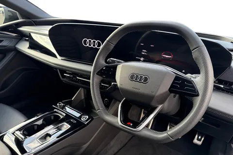 KO25XYU Audi A6 E-Tron Avant Avant S line e-tron  210,00 kW Thumbnail #19