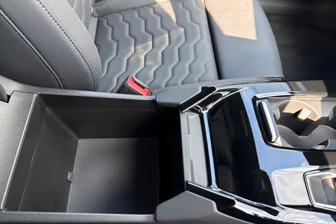 KO25XYU Audi A6 E-Tron Avant Avant S line e-tron  210,00 kW Thumbnail #54