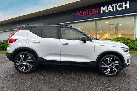 MX21VZA Volvo Xc40 1.5 T3 R-Design Pro Euro 6 (s/s) 5dr Thumbnail #4
