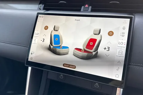 KR24PNX Land Rover Discovery Sport 2.0 D200 Dynamic HSE 5dr Thumbnail #24