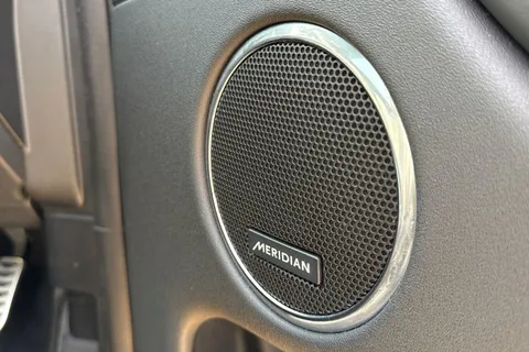 KR24PNX Land Rover Discovery Sport 2.0 D200 Dynamic HSE 5dr Thumbnail #26