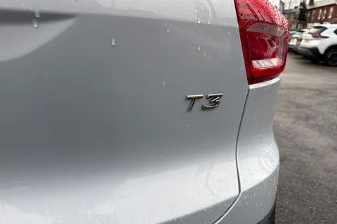 MX21VZA Volvo Xc40 1.5 T3 R-Design Pro Euro 6 (s/s) 5dr Thumbnail #28