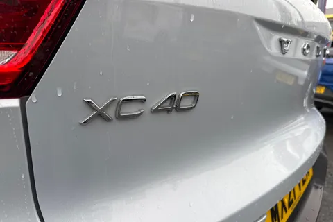 MX21VZA Volvo Xc40 1.5 T3 R-Design Pro Euro 6 (s/s) 5dr Thumbnail #29