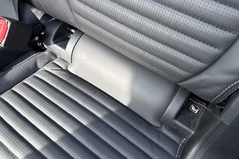 KR24PNX Land Rover Discovery Sport 2.0 D200 Dynamic HSE 5dr Thumbnail #42