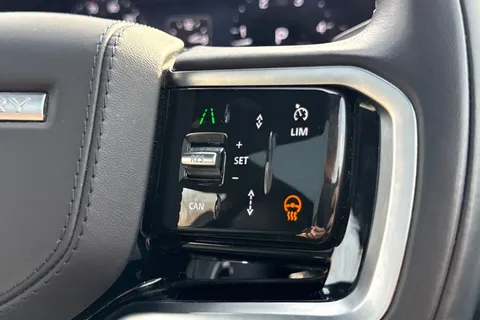 KR24PNX Land Rover Discovery Sport 2.0 D200 Dynamic HSE 5dr Thumbnail #47