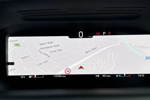 KR24PNX Land Rover Discovery Sport 2.0 D200 Dynamic HSE 5dr Thumbnail #48