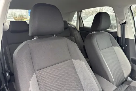 MK23NUM Volkswagen Polo 1.0 Life 5dr **REAR TINTS, REAR CAMERA** Thumbnail #24